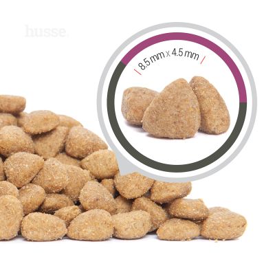 Taille et forme des croquettes pour chat stérilisé ou castré au poulet Husse Sterilised Exclusive